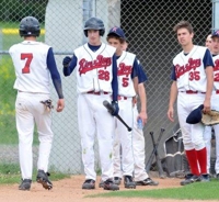 Baseball_riverdogs_high5_eag_rgb_medium