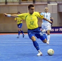 Falcao_medium