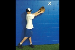 2hand_fielding_large