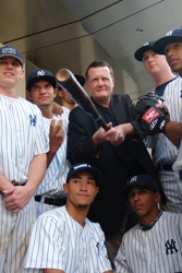 Hanks_yanks1_large